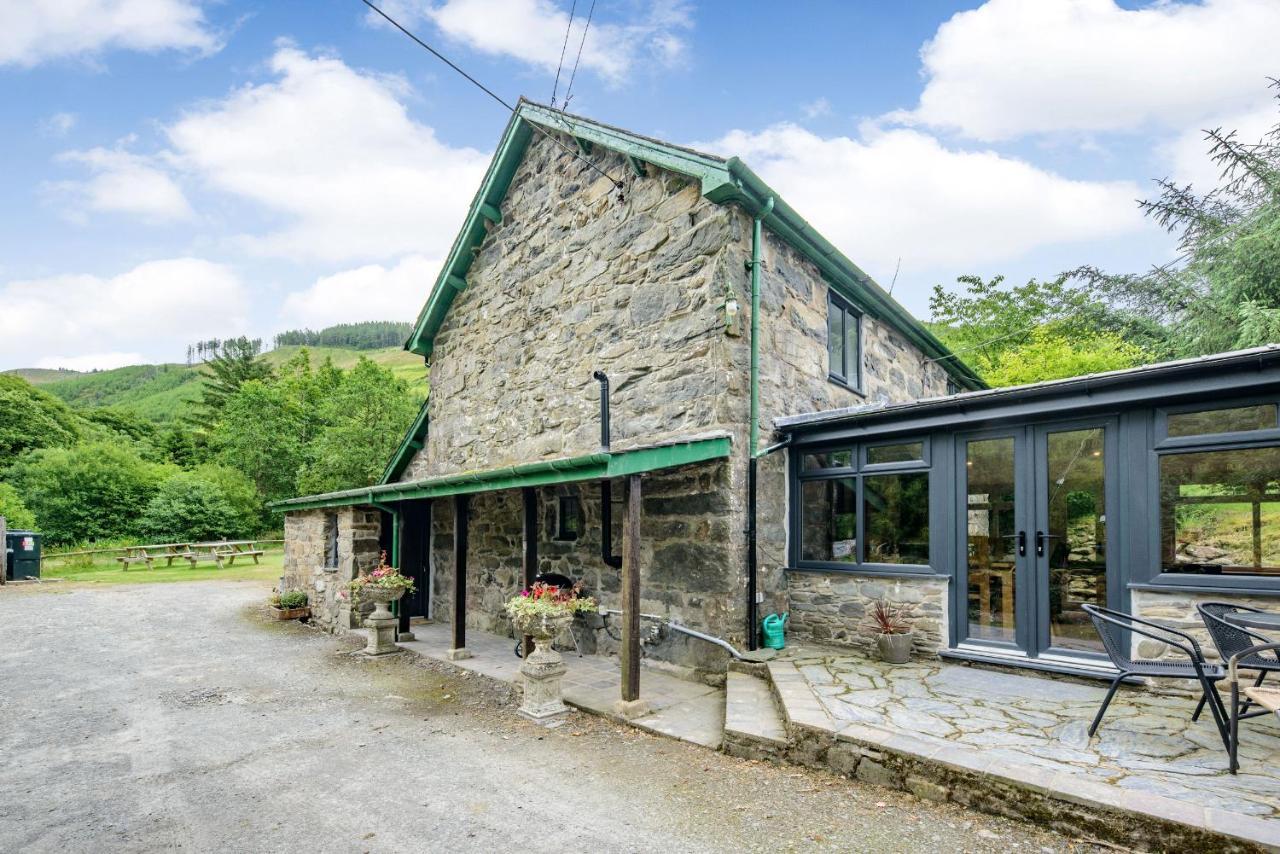 Villa Groes Heol à Machynlleth Extérieur photo
